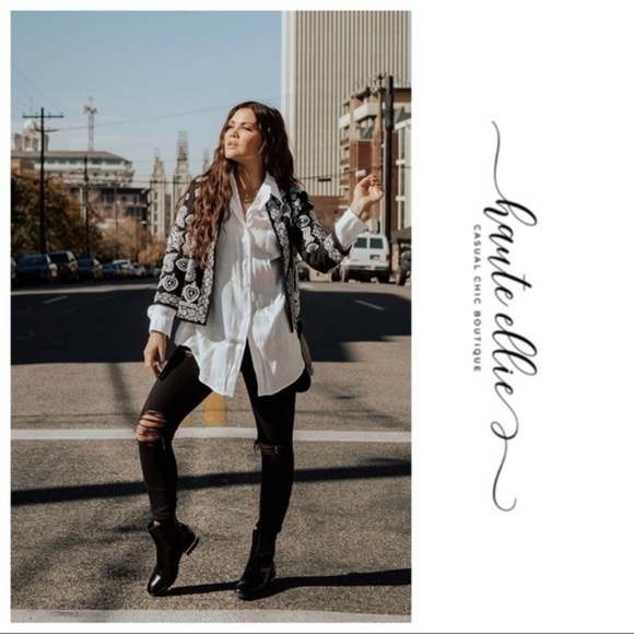 LA-LOLA-Embroidered Crop Jacket - Picture 7 of 14